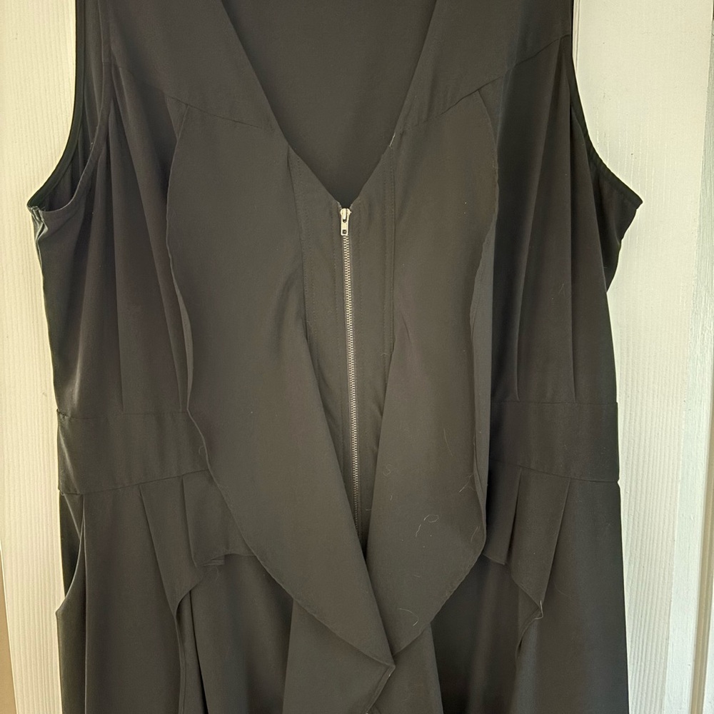 City Chic 18/20 Funky Black Sleeveless Dress